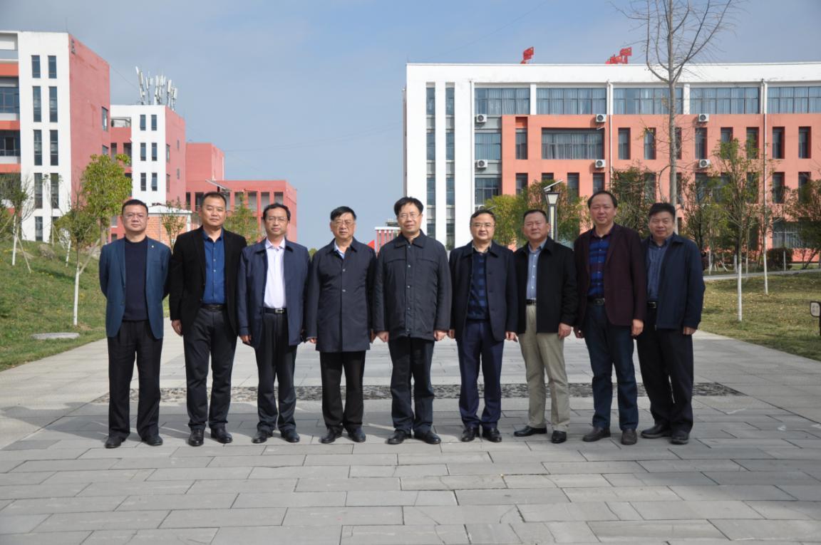 廣州市總工會唐航浩領(lǐng)導一行蒞臨我院指導