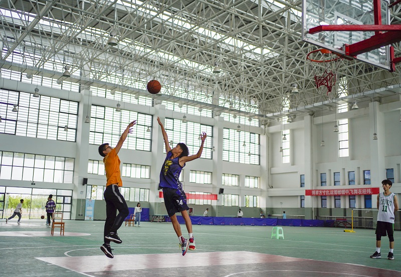 體育館運(yùn)動(dòng)
