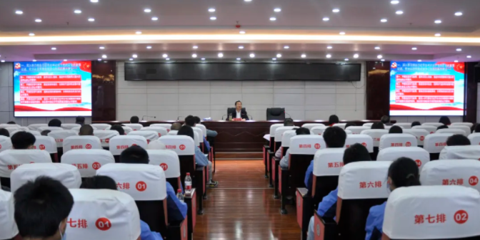 市政府副市長(zhǎng)，市委政法委書記，市公安局黨委書記、局長(zhǎng)王治軍赴我院開展黨史學(xué)習(xí)教育宣講