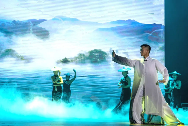 喜迎二十大 · 永遠跟黨走 · 奮進新征程——學院第三屆經(jīng)典誦讀大賽圓滿閉幕