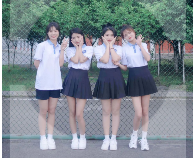 放飛夢想 奔赴未來——畢業(yè)照花絮來襲！