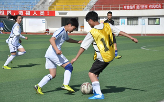 第二屆校園足球聯(lián)賽正式開(kāi)賽！